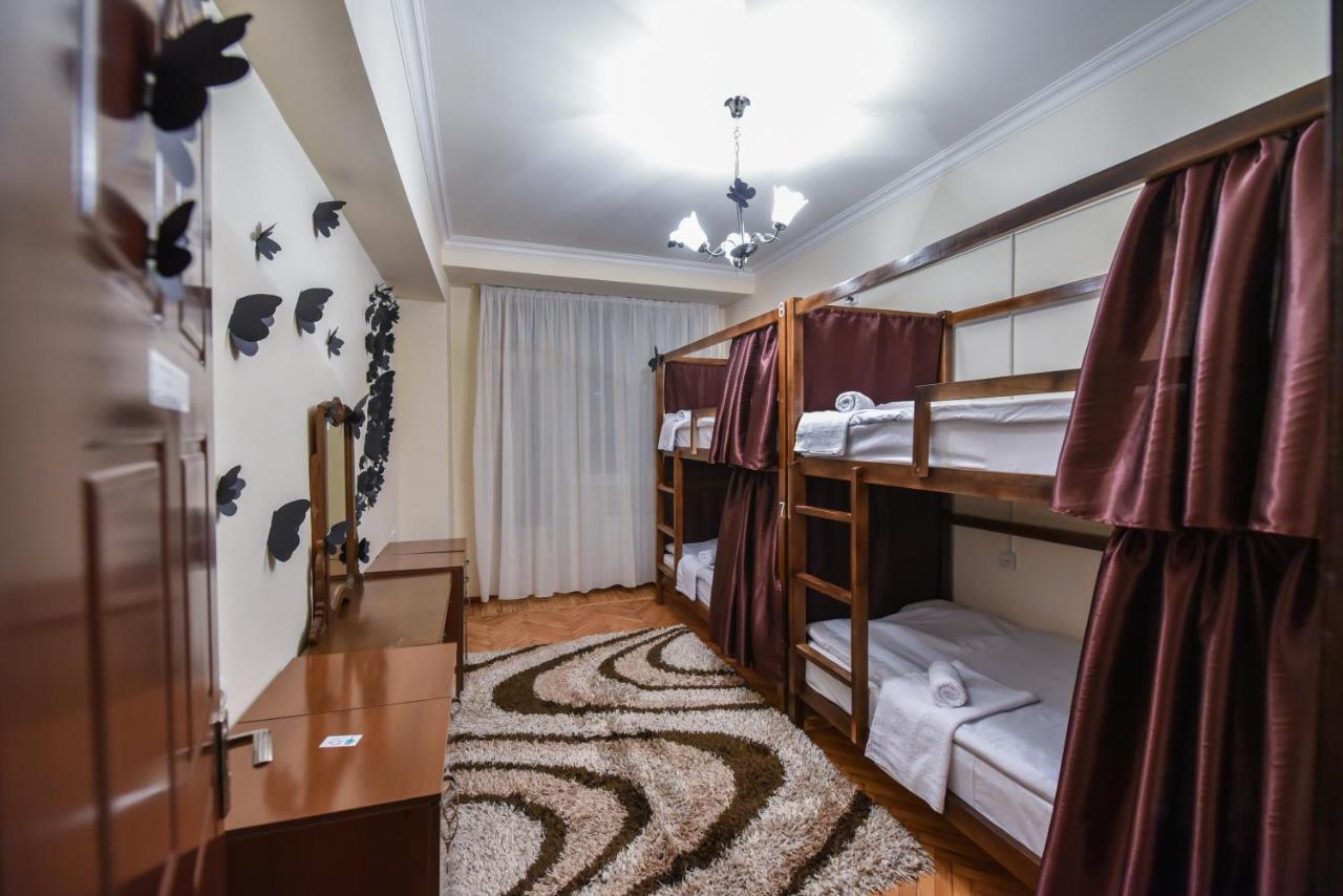 Friendship Hostel & Tours Ереван Экстерьер фото