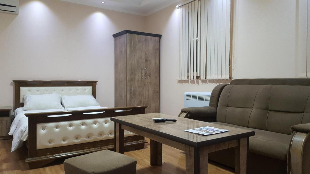 Friendship Hostel & Tours Ереван Экстерьер фото